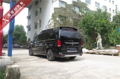 奔馳V級 豐田埃爾法2個商務(wù)車,為啥我選V260